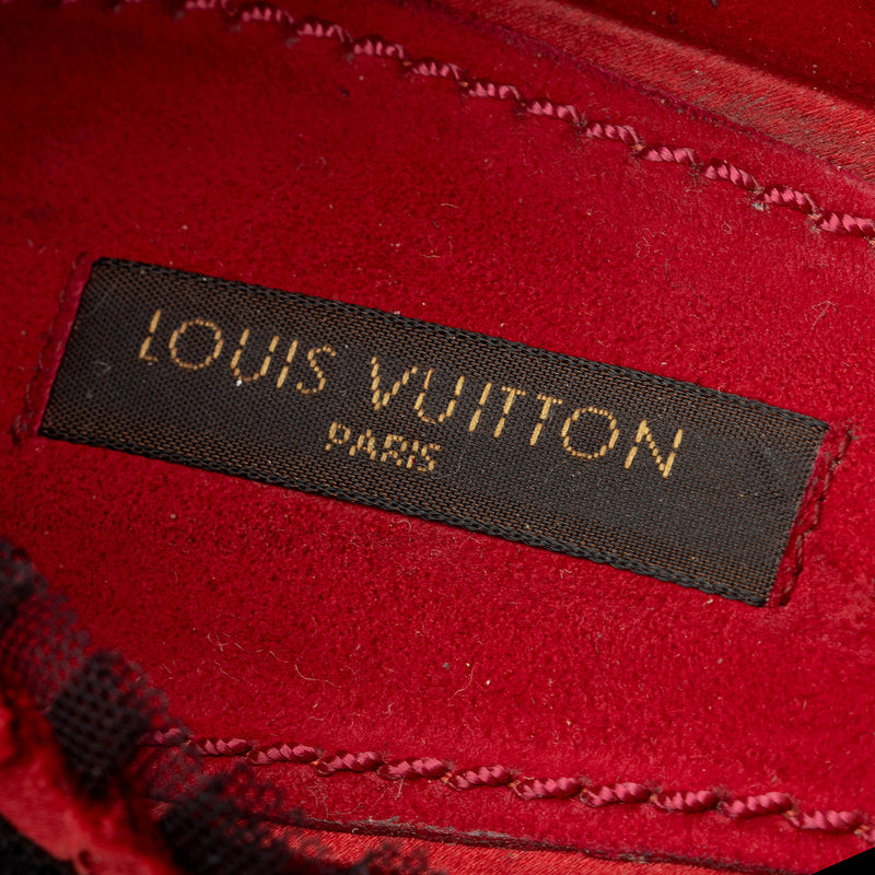 Louis Vuitton Satin Balmoral Bow Kitten Pumps - Size 8.5 / 38.5 (SHF-dG7dQJ)