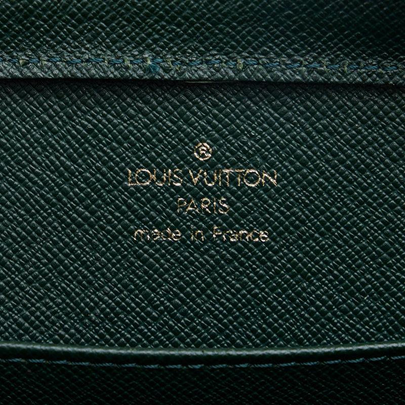 Louis Vuitton Taiga Baikal (SHG-30ZBt7) – LuxeDH