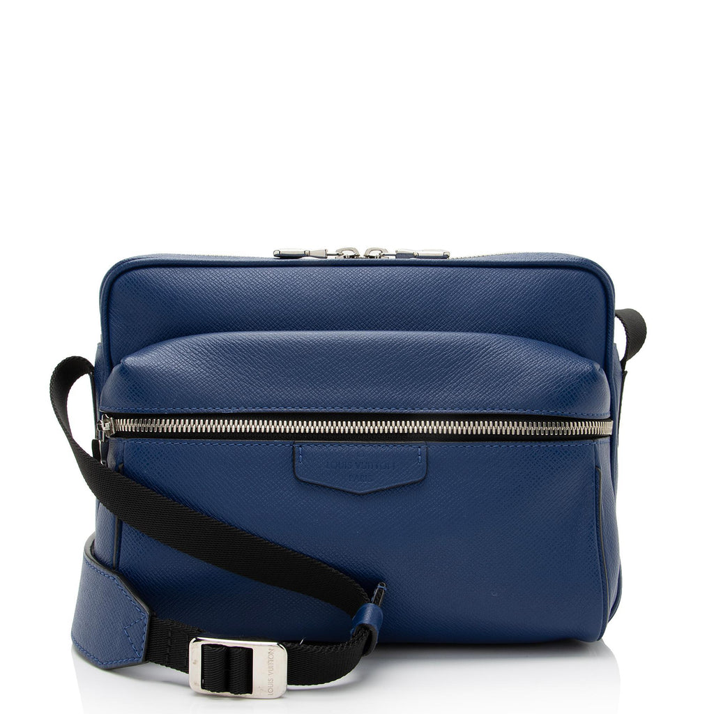 Louis Vuitton 2018 pre-owned Outdoor Messenger PM Shoulder Bag - Farfetch