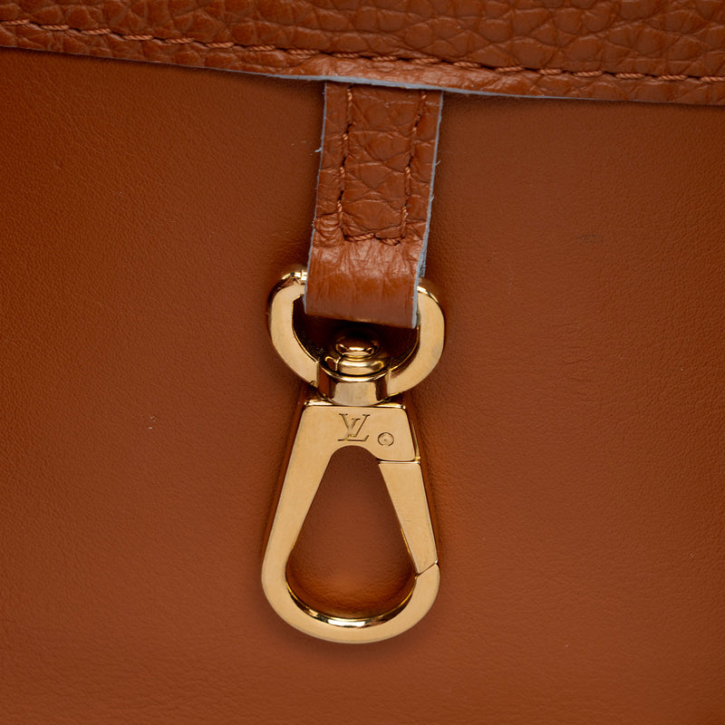 Louis Vuitton Taurillon Capucines MM Bag (SHF-k71Gmv)