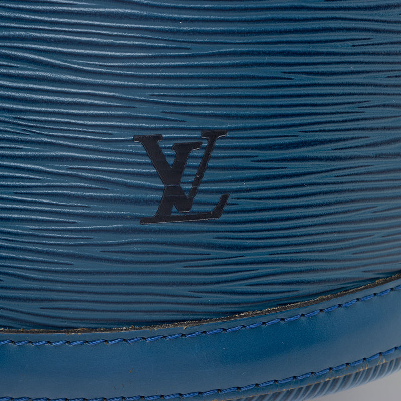 Louis Vuitton Vintage Epi Leather Cluny Shoulder Bag (SHF-52pSSf) – LuxeDH