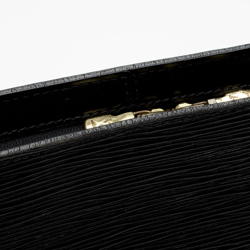 Louis Vuitton Vintage Epi Leather Lussac Tote (SHF-pD6rOx) – LuxeDH