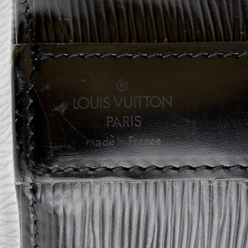 Louis Vuitton Vintage Epi Leather Sac A Dos Sling Bag (SHF-MpRcNh) – LuxeDH