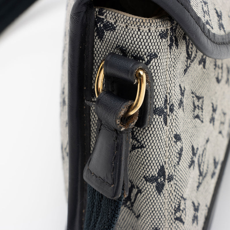 Louis Vuitton Vintage Monogram Mini Lin Marjorie Shoulder Bag (SHF-xcE –  LuxeDH