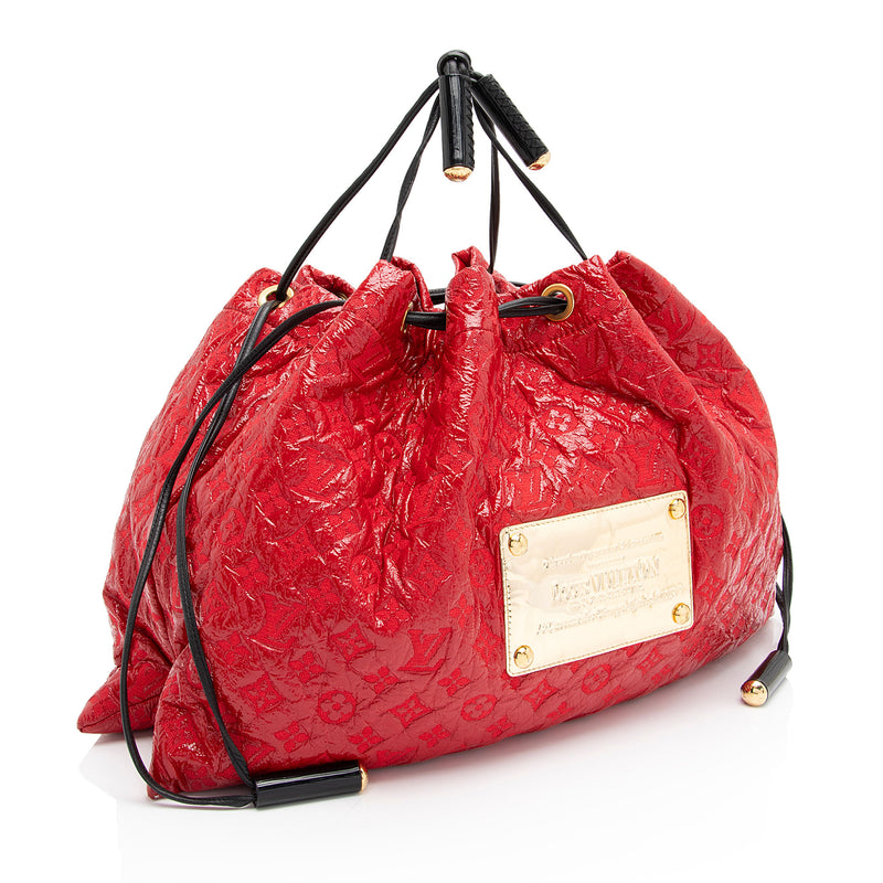 Louis Vuitton Vinyl Squishy Inventeur Drawstring Shoulder Bag (SHF-WKPtxi)