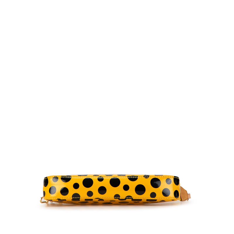 Louis Vuitton x Yayoi Kusama Monogram Vernis Dots Infinity Pochette Accessoires (SHG-1Qaecv)