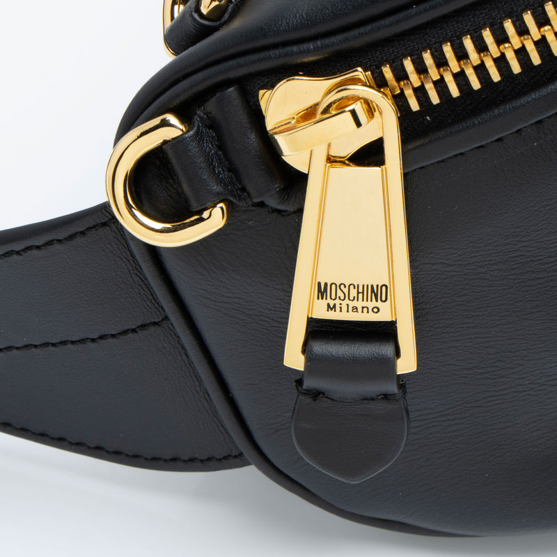 Moschino Leather Logo Belt Bag (SHF-ZVOthk)