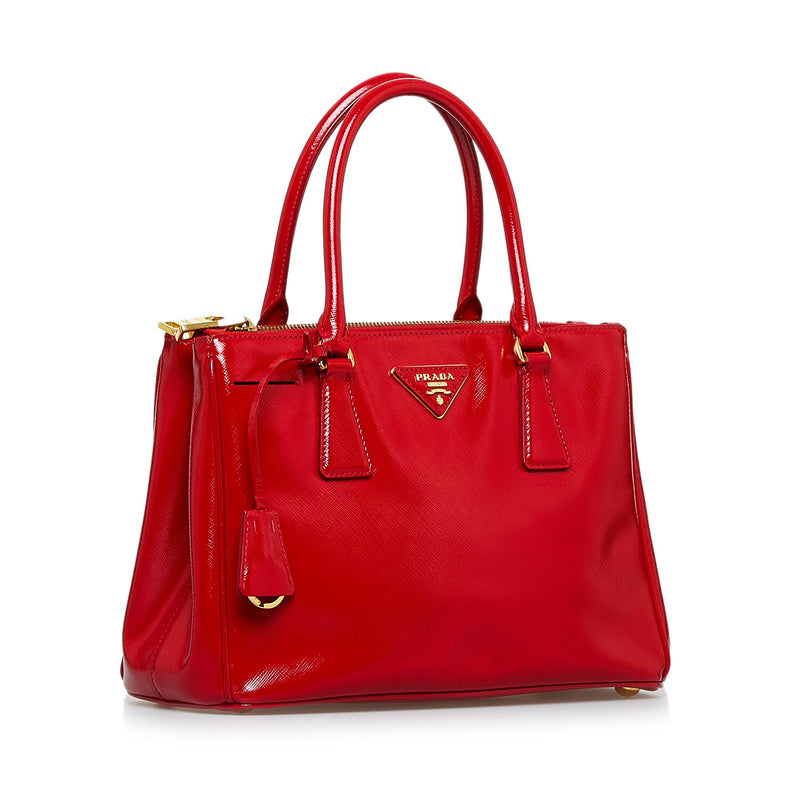 Prada Saffiano Vernice Galleria Double Zip (SHG-0AMfiu) – LuxeDH