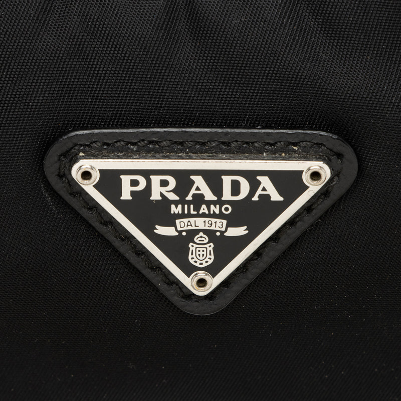 Prada Tessuto Re-Edition 2005 Crossbody (SHF-Ec65zl)