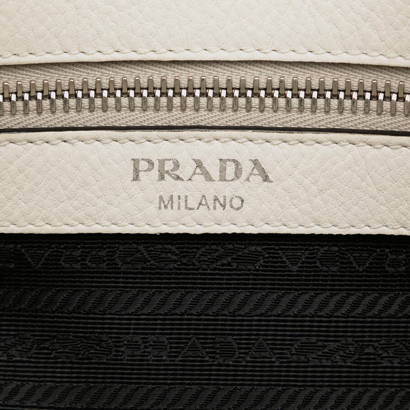 Prada Vitello Phenix Logo Bucket Bag (SHG-HRFQDm)