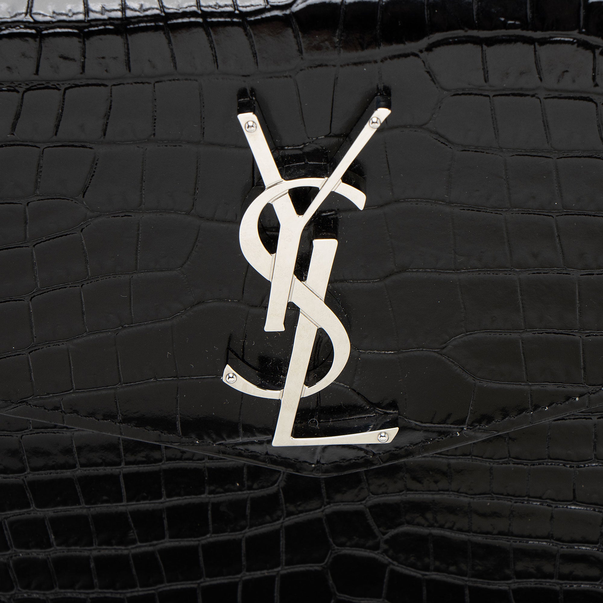 Saint Laurent Croc Embossed Leather Monogram Uptown Clutch (SHF-WiMoG6)