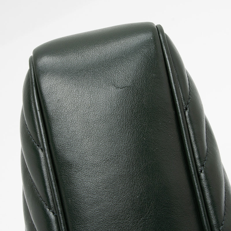 Saint Laurent Matelasse Calfskin Monogram Lou Camera Bag (SHF-xQamfO)