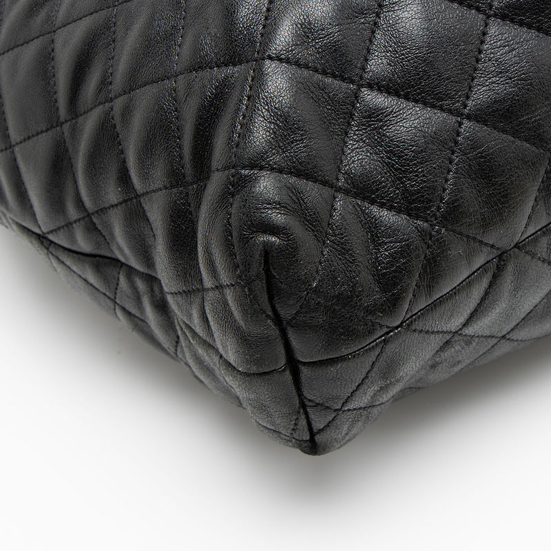 Saint Laurent Quilted Lambskin Monogram Icare Maxi Shopping Tote (SHF-wrAW37)