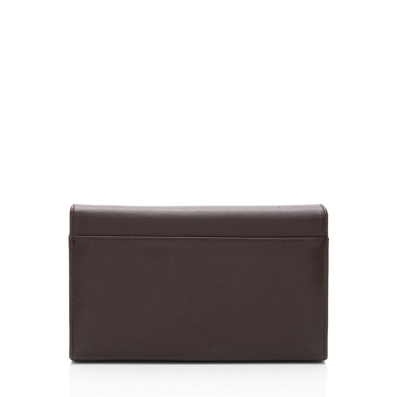 Salvatore Ferragamo Calfskin Gancini Wallet on Chain (SHF-lKM4sE)