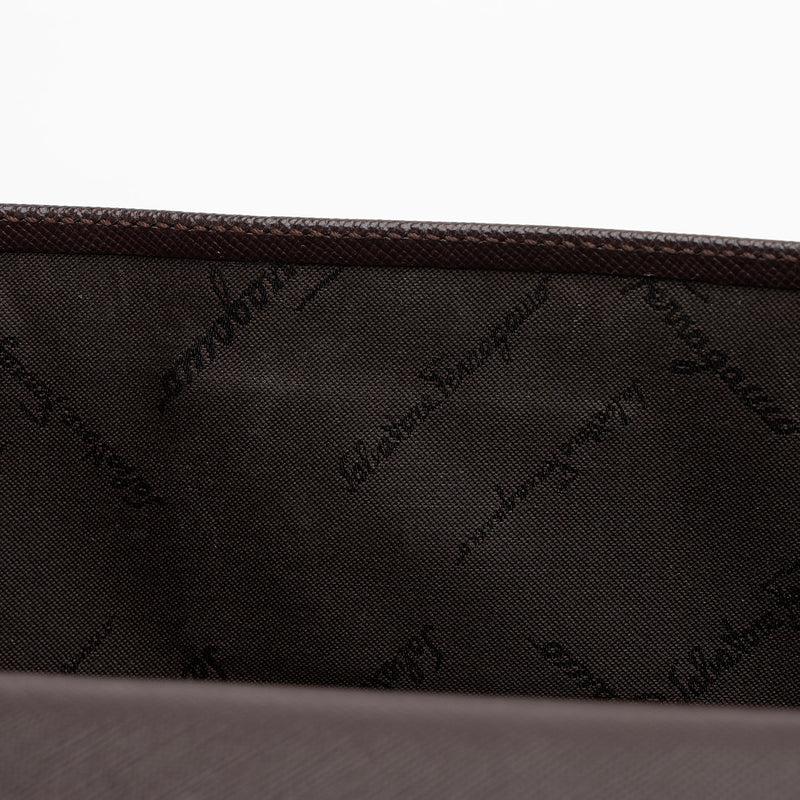 Salvatore Ferragamo Calfskin Gancini Wallet on Chain (SHF-lKM4sE)