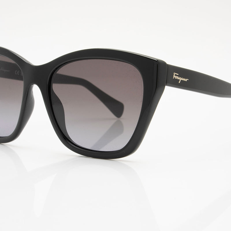 Salvatore Ferragamo Cat Eye Sunglasses (SHF-GfuExF)