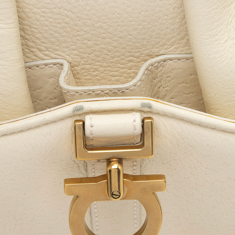 Salvatore Ferragamo Leather Gancini Flap Satchel (SHF-BYFop9)