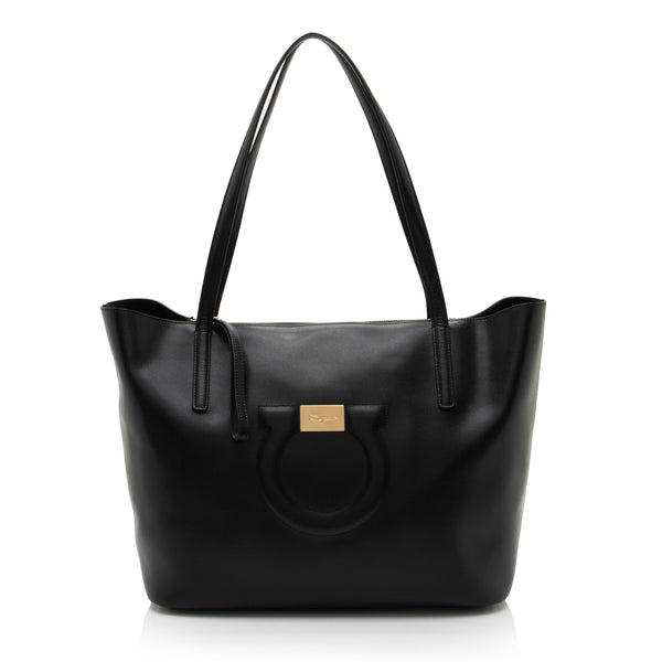 Salvatore Ferragamo Leather Gancini Tote (SHF-fVoicA)