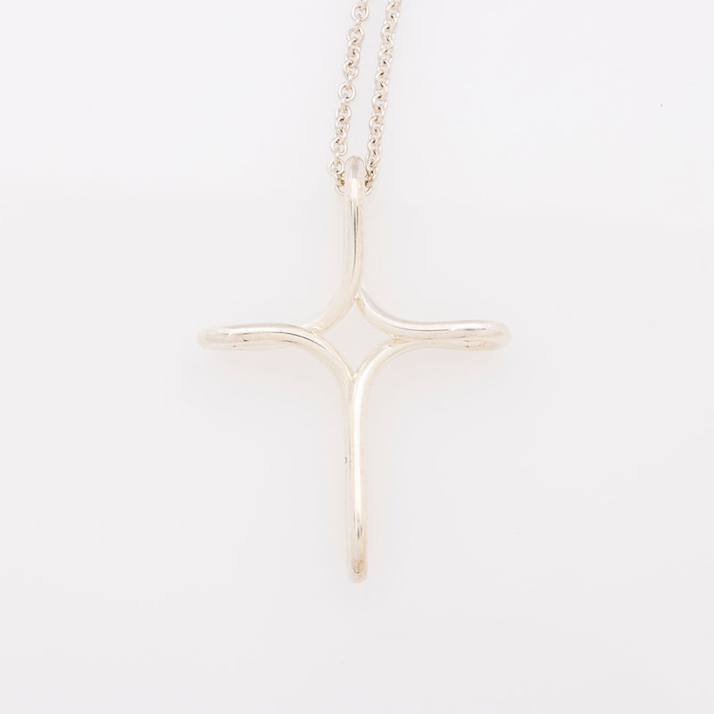 Tiffany & Co. Elsa Peretti Sterling Silver Infinity Cross Pendant Neck –  LuxeDH