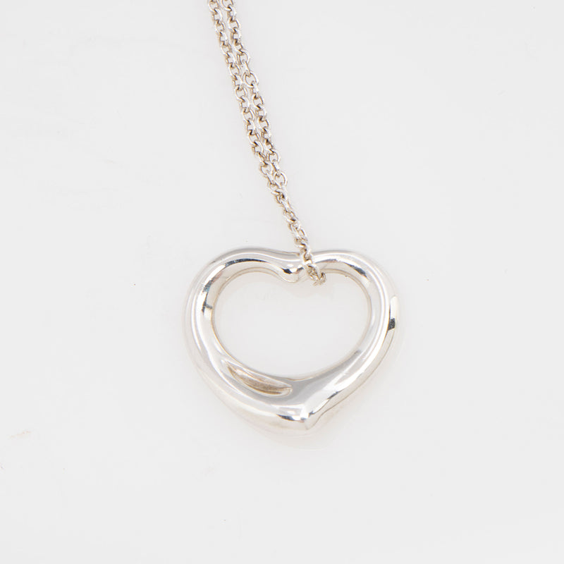 Tiffany & Co. Elsa Peretti Sterling Silver Open Heart Small Necklace (SHF-7RmR41)