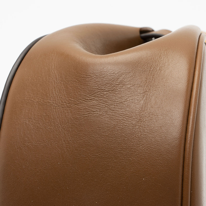 Tory Burch Lee Radziwill Leather Saddle Small Crossbody Bag (SHF-zQ8cY –  LuxeDH