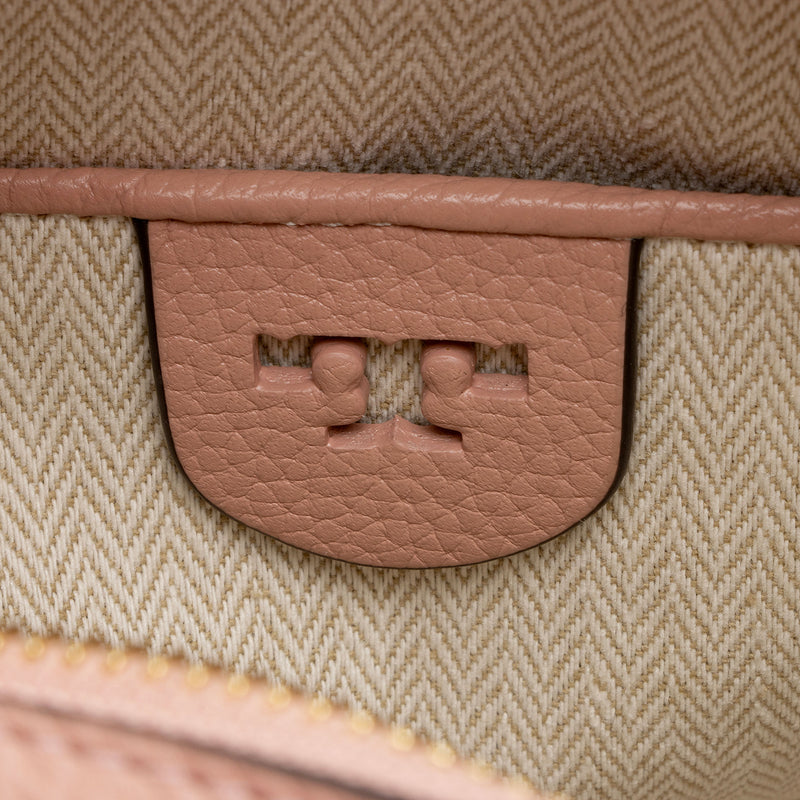 Tory Burch Leather McGraw Camera Bag (SHF-j2x2HH)