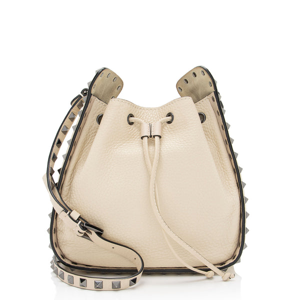 Valentino Grained Calfskin Rockstud Bucket Bag (SHF-p43lFi)