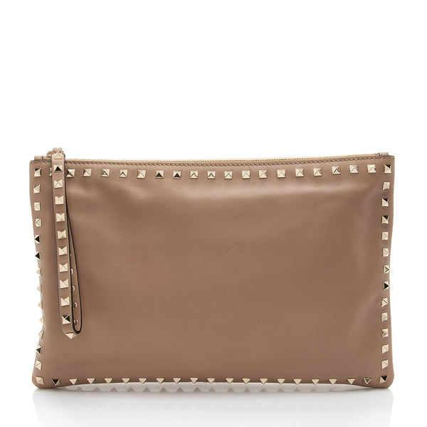 Valentino Leather Rockstud Large Clutch (SHF-dwG5LV)