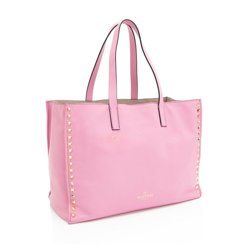 Valentino Leather Rockstud Open Medium Tote (SHF-f41IIQ)