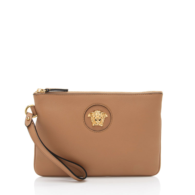 Versace Calfskin Medusa Wristlet (SHF-bmnCxU)