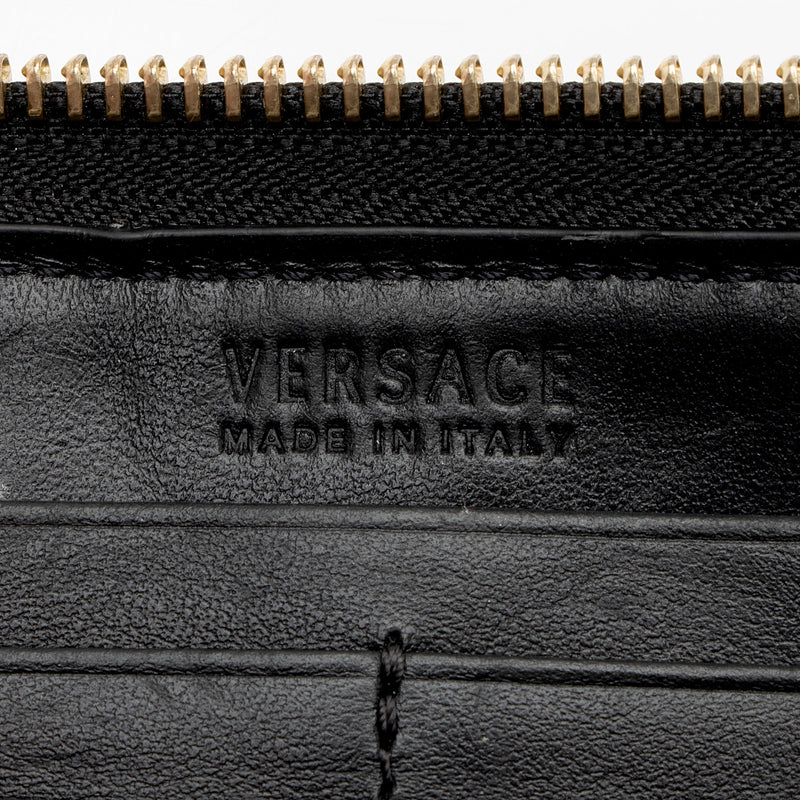 Versace Calfskin V Stitch Zip Around Continental Wallet (SHF-5uxipD)