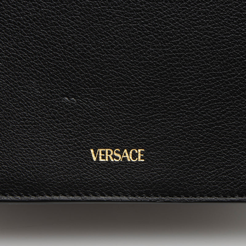 Versace Calfskin Virtus Chain Crossbody (SHF-r39Dq6)