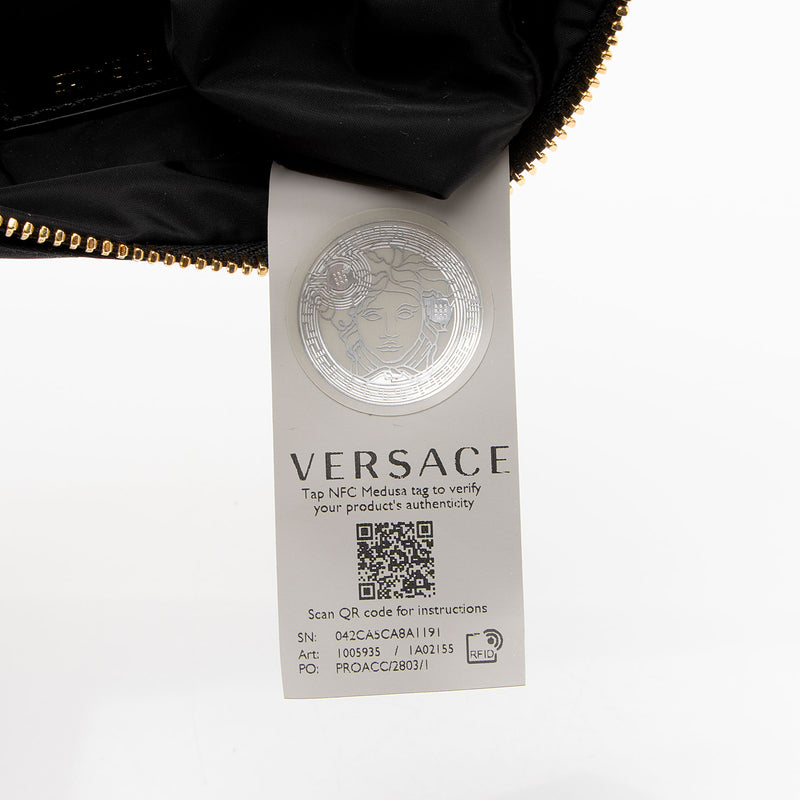 Versace Nylon Medusa Tribute Flat Pouch (SHF-VP3uk2)