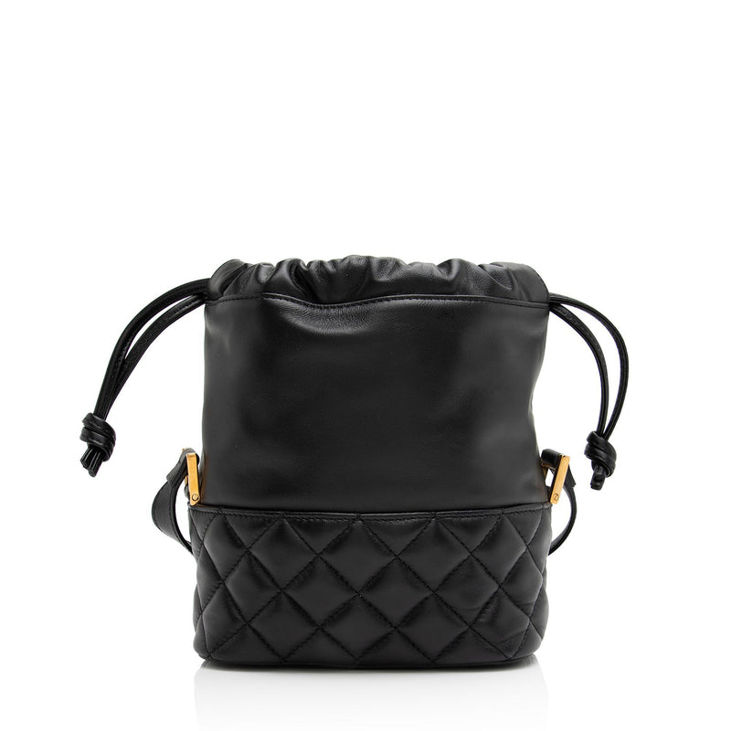 Versace Quilted Smooth Calfskin Le Medusa Small Bucket Bag (SHF-W0OUZR)