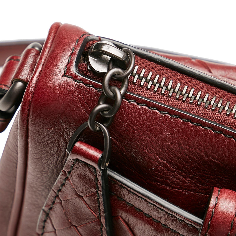 Bottega Veneta Intrecciato Leather Shoulder Bag (SHG-29946) – LuxeDH