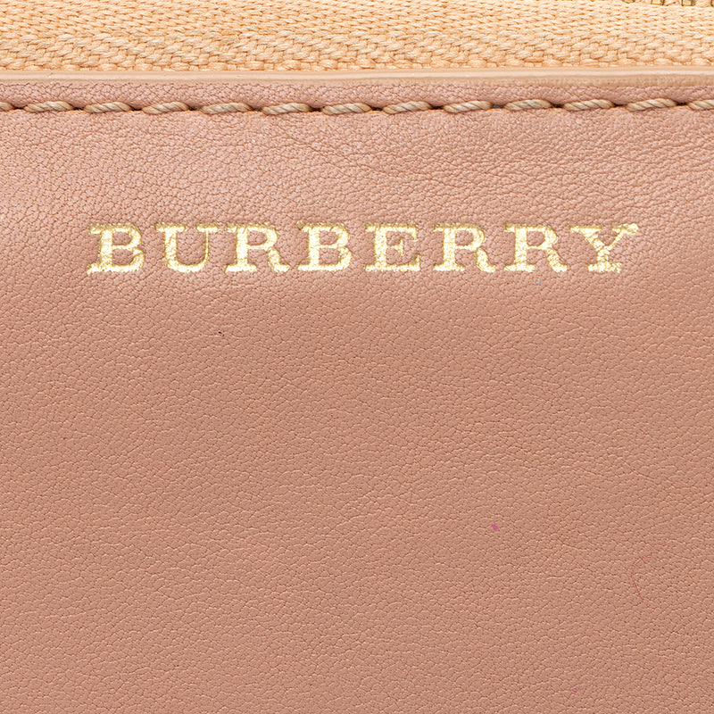 Burberry Elmore Wallet House Check Derby Zip Around Tan New
