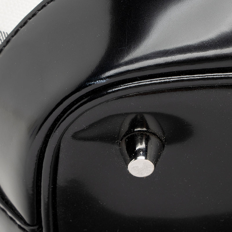 Burberry Nova Check Beaton Drawstring Shoulder Bag (SHF-18615) – LuxeDH