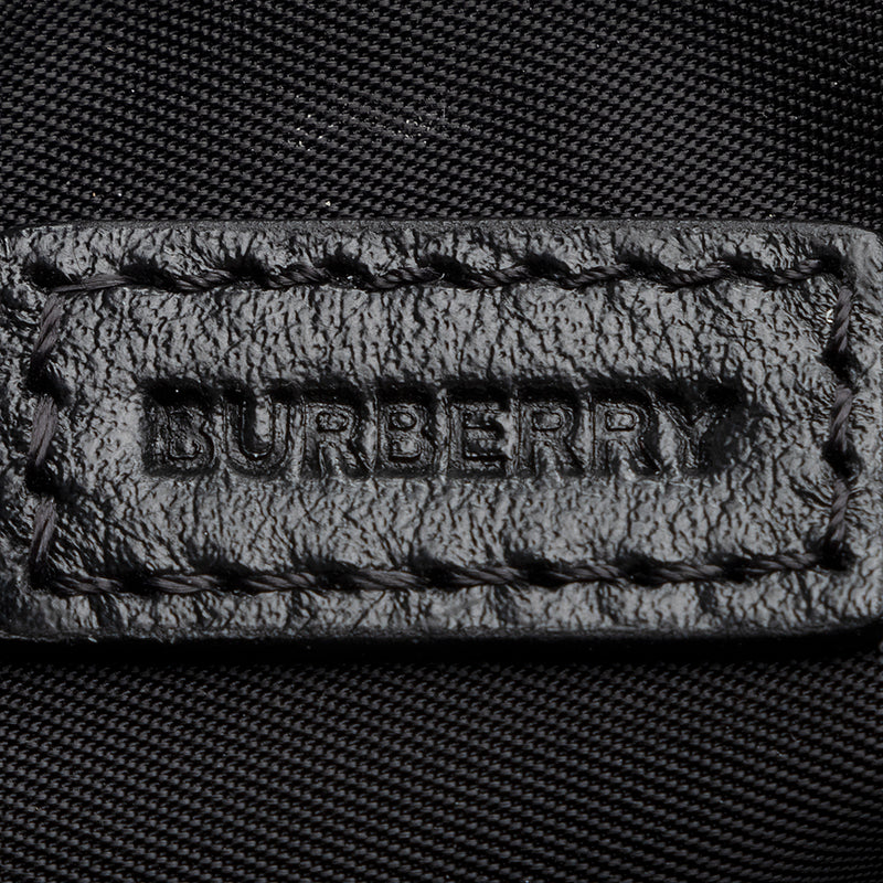 Burberry Pochette – LuxuryPromise