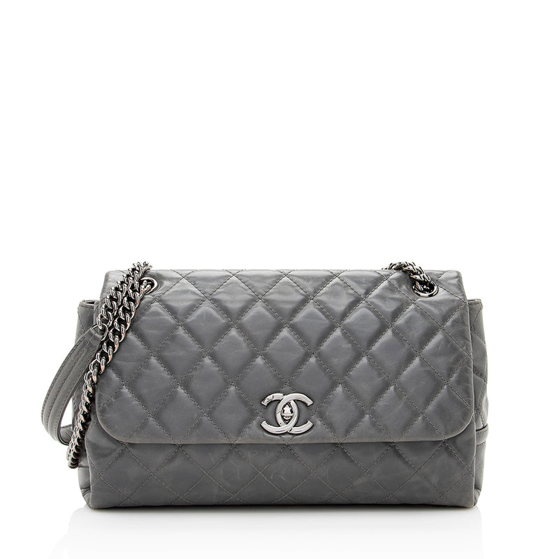 Chanel Pochette Shoulder Bag in Suede, Hardware