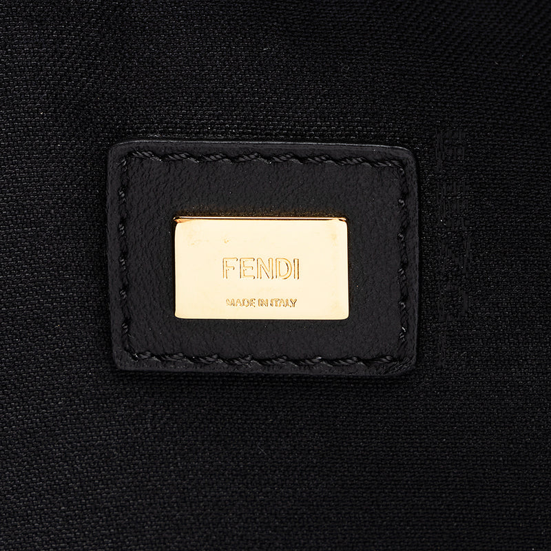 Fendi Leather Logo Pouch (SHF-16970) – LuxeDH