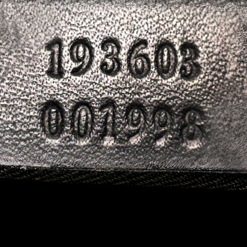 Gucci GG Crystal Crossbody Bag (SHG-28354) – LuxeDH