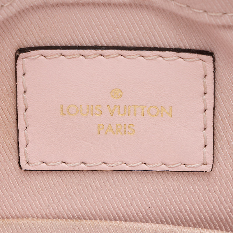 The history of: Louis Vuitton Damier Ebene Canvas and Damier Azur Canv –  l'Étoile de Saint Honoré
