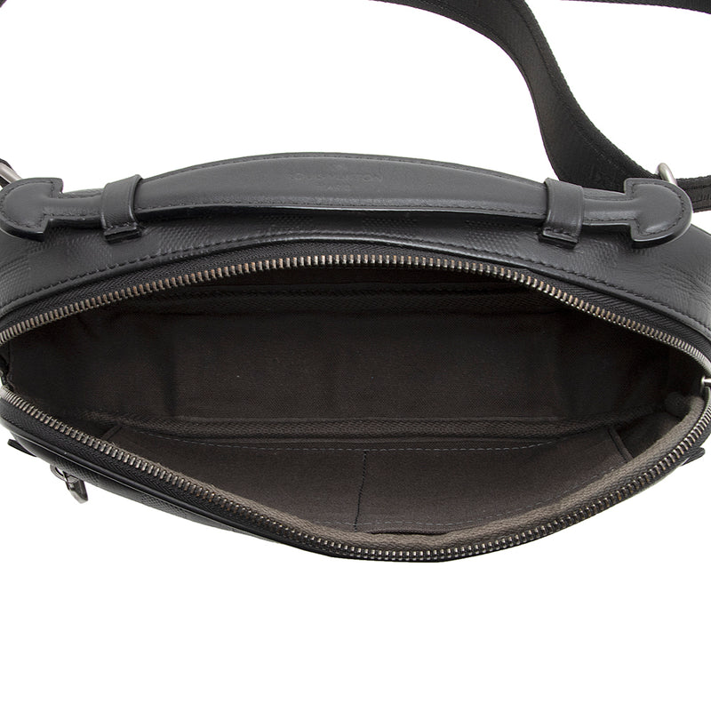 Utility belt bag Louis Vuitton Brown in Plastic - 26058568