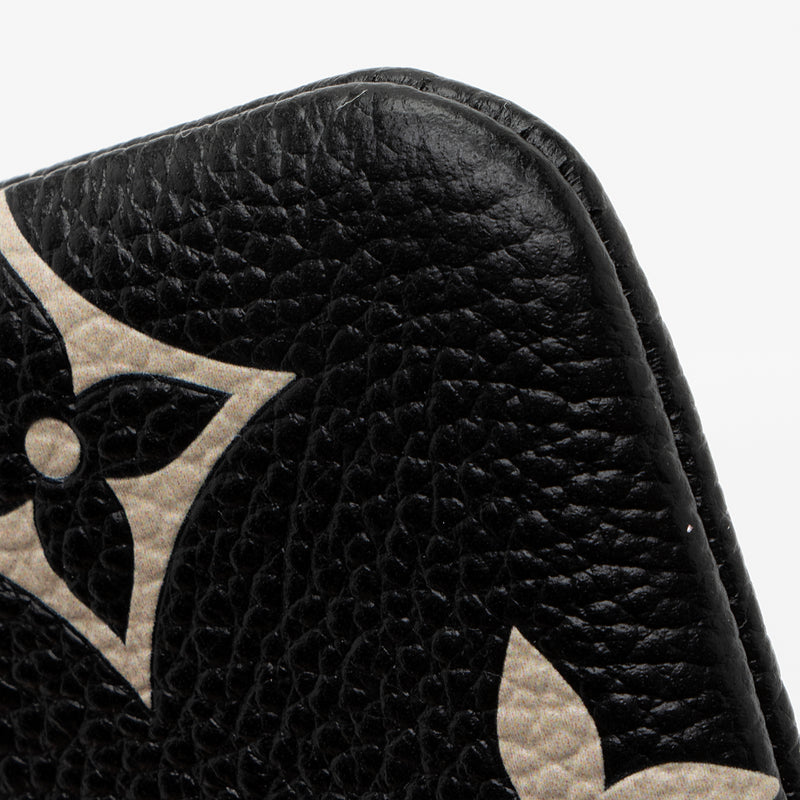 Louis Vuitton Giant Monogram Empreinte Key Pouch (SHF-HrHxfj) – LuxeDH