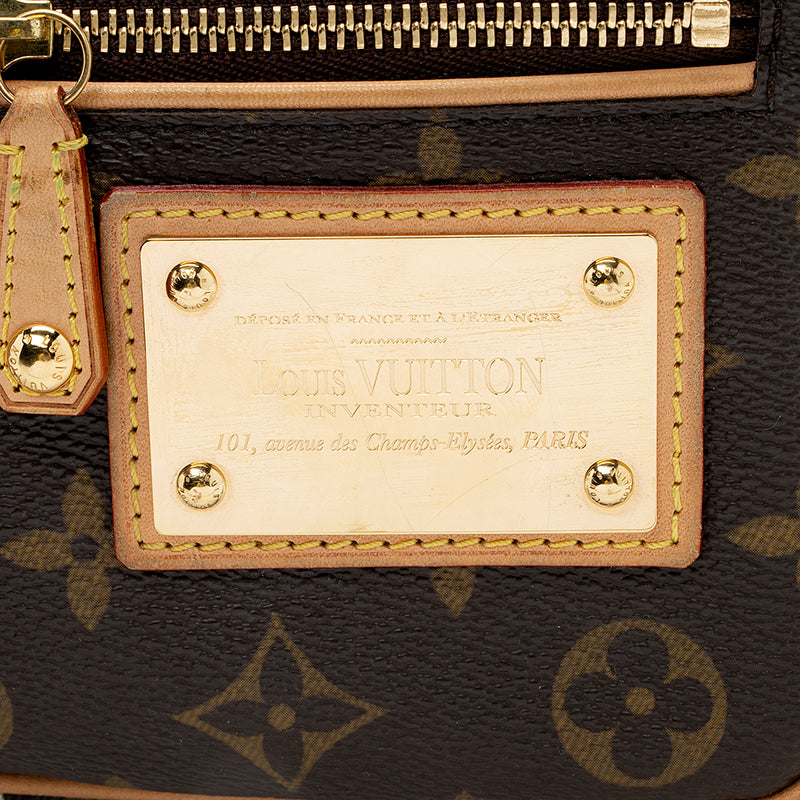 Louis Vuitton Monogram Canvas Limited Edition Riveting Pochette