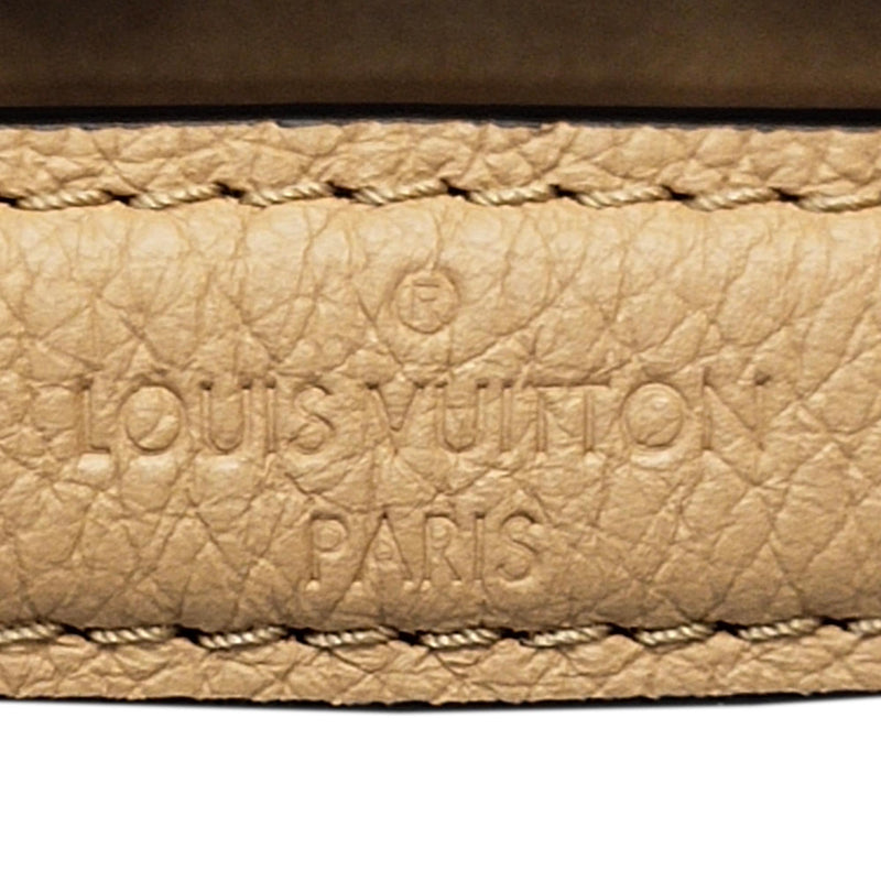 Louis Vuitton Leather Lockme Bucket mm