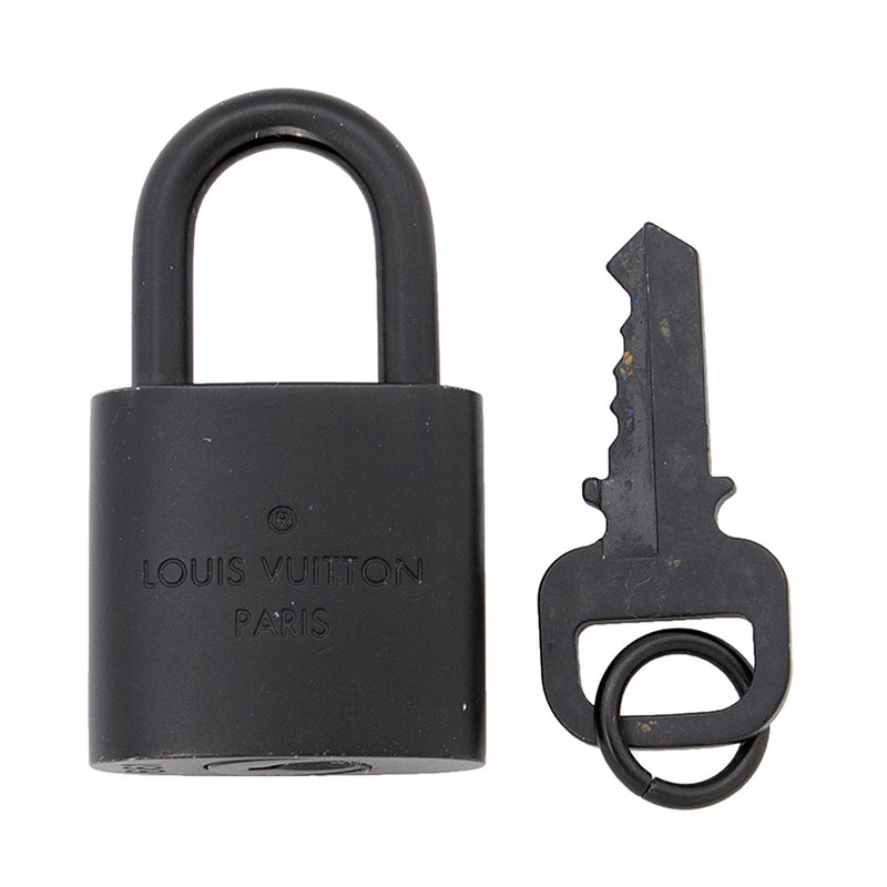 Authentic Louis Vuitton Lock and Key. Authentic and Vintage. 