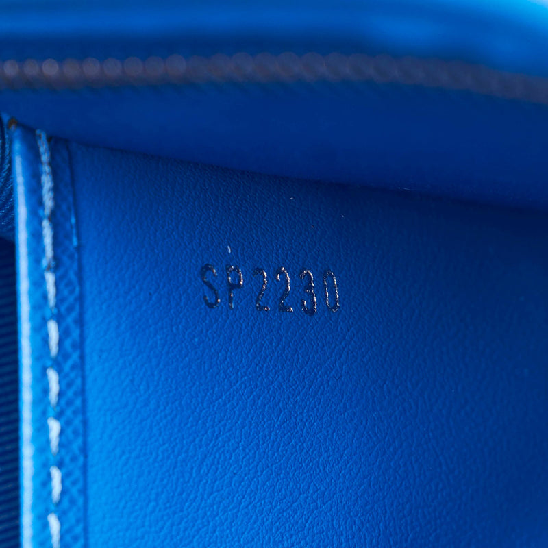 Blue Louis Vuitton Monogram Cloud Pochette Voyage Clutch Bag – RvceShops  Revival
