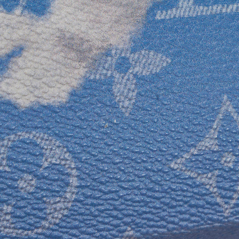 LOUIS VUITTON Monogram Clouds Pochette Voyage Clutch Bag Blue M45480 auth  46151a White ref.977437 - Joli Closet