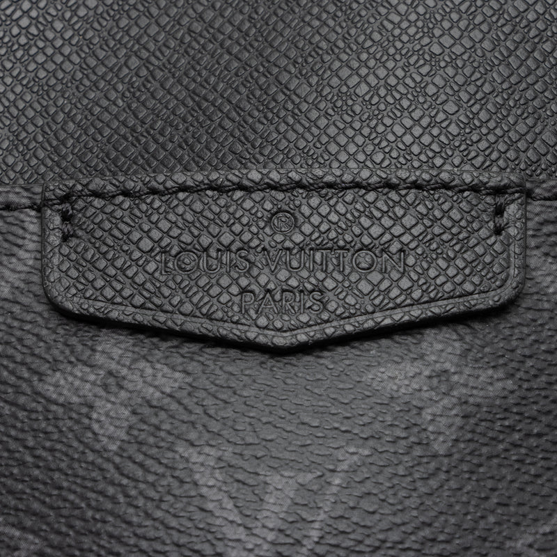Louis Vuitton Outdoor Slingbag Monogram Eclipse – Luxe Collective
